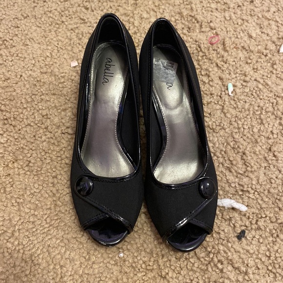 Black walking shoes - Picture 1 of 2